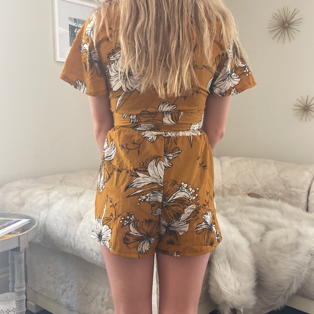 MATCHING SET! - Picture 2 of 3